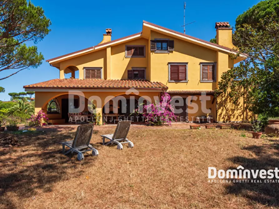 Immagine 24 di Villa in vendita  in VIA ARTURO POMPEATI LUCHINI a Fiumicino