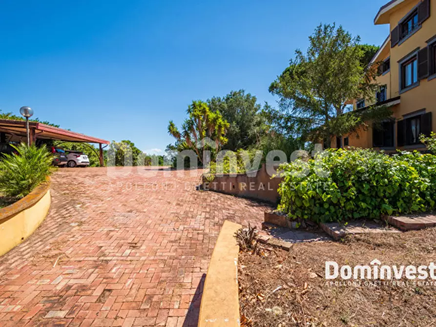 Immagine 29 di Villa in vendita  in VIA ARTURO POMPEATI LUCHINI a Fiumicino