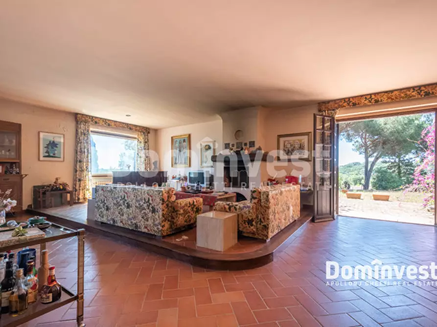 Immagine 32 di Villa in vendita  in VIA ARTURO POMPEATI LUCHINI a Fiumicino