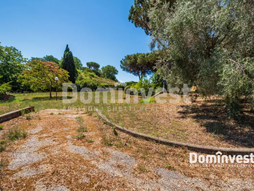 Immagine 35 di Villa in vendita  in VIA ARTURO POMPEATI LUCHINI a Fiumicino