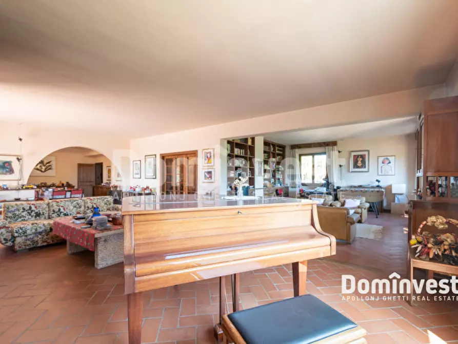 Immagine 42 di Villa in vendita  in VIA ARTURO POMPEATI LUCHINI a Fiumicino