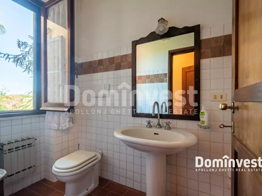 Immagine 47 di Villa in vendita  in VIA ARTURO POMPEATI LUCHINI a Fiumicino