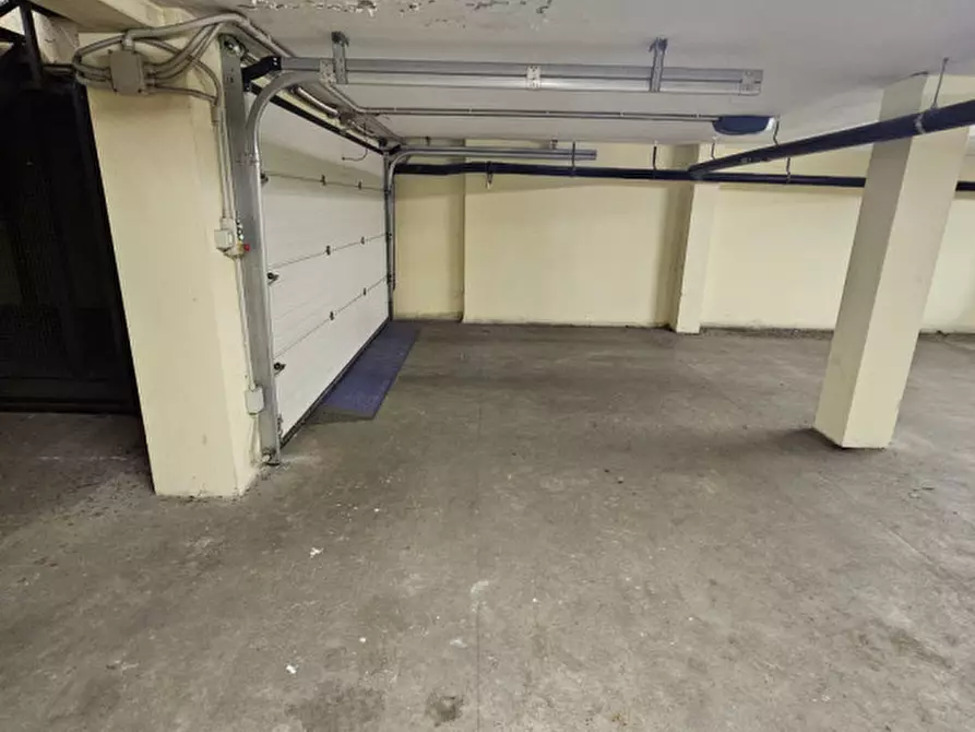 Immagine 7 di Posto auto in vendita  a Padova