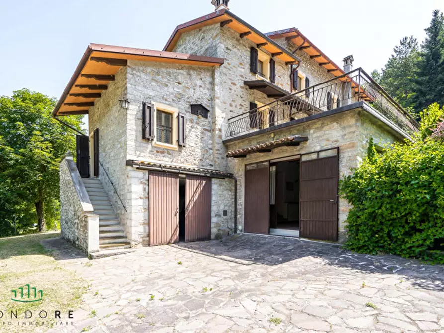 Immagine 3 di Casa bifamiliare in vendita  in VIA CA' DI LAVACCHIO a Pianoro