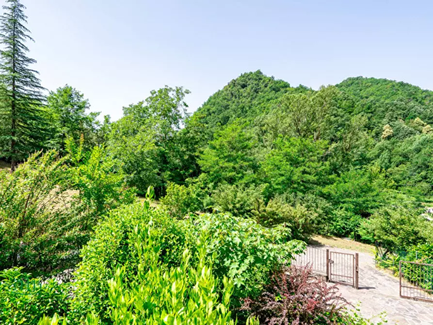 Immagine 35 di Casa bifamiliare in vendita  in VIA CA' DI LAVACCHIO a Pianoro