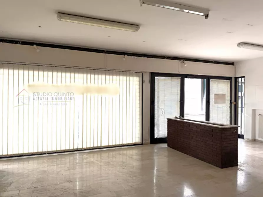 Immagine 5 di Negozio in affitto  a Quinto Di Treviso