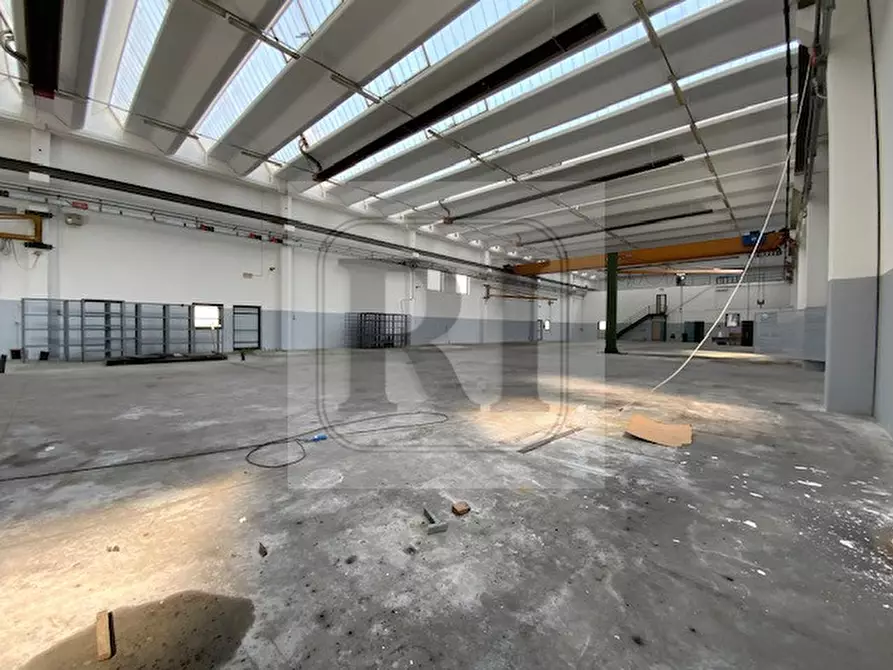 Immagine 2 di Capannone industriale in affitto  a Piazzola Sul Brenta