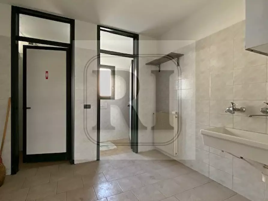 Immagine 11 di Capannone industriale in affitto  a Piazzola Sul Brenta