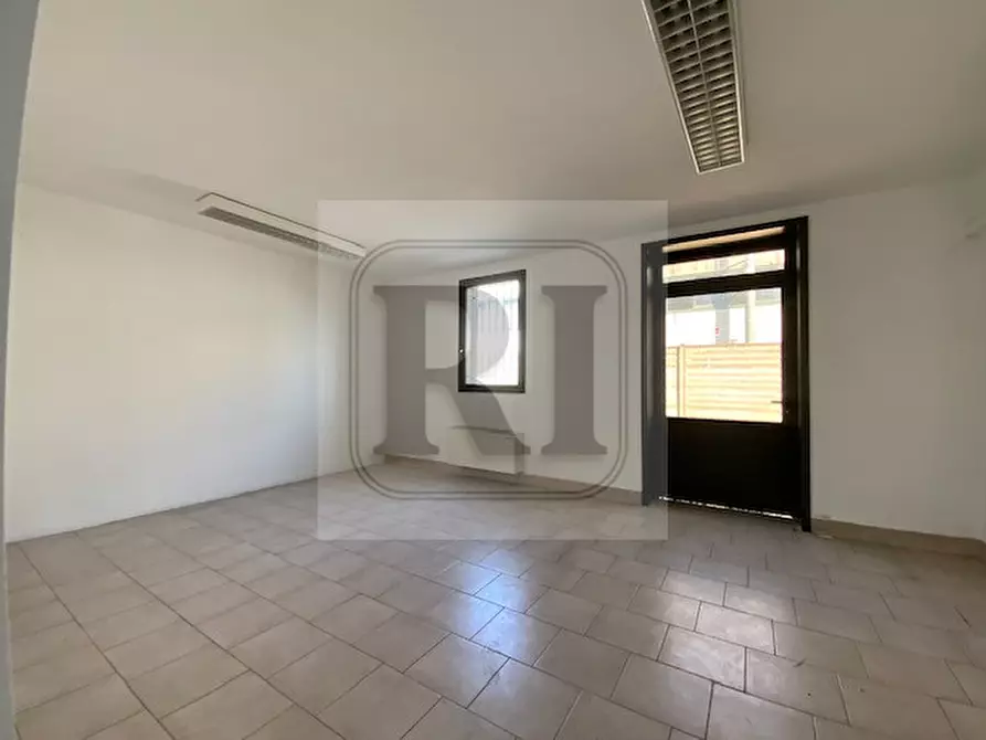 Immagine 12 di Capannone industriale in affitto  a Piazzola Sul Brenta