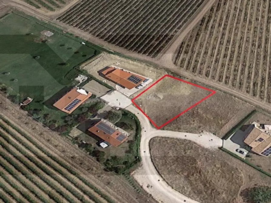 Immagine 1 di Terreno in vendita  in via casale a Faenza