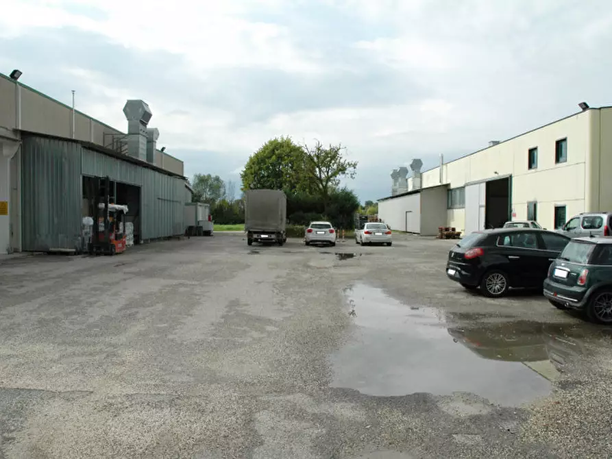 Immagine 7 di Capannone industriale in vendita  in via Fratella 17/C a Santa Maria Di Sala