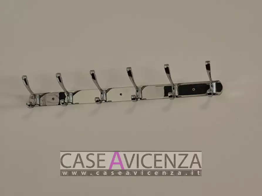 Immagine 12 di Ufficio in affitto  in via roma a Camisano Vicentino