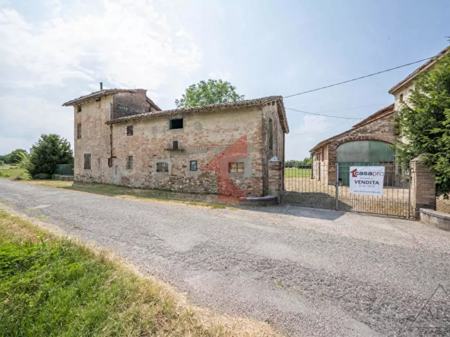 Immagine 1 di Rustico / casale in vendita  in Via Manzotti 16 a Sant'ilario D'enza