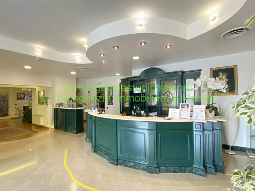 Immagine 23 di Hotel in vendita  in via Adige a Quarto D'altino