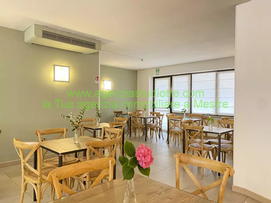 Immagine 31 di Hotel in vendita  in via Adige a Quarto D'altino