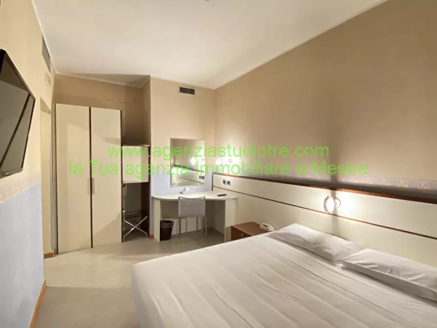 Immagine 35 di Hotel in vendita  in via Adige a Quarto D'altino