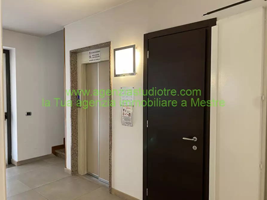 Immagine 40 di Hotel in vendita  in via Adige a Quarto D'altino