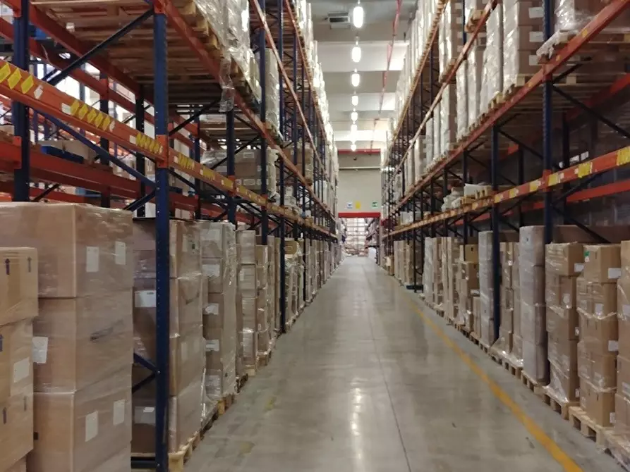 Immagine 24 di Capannone industriale in affitto  in VIA GRANDI A. a Settala