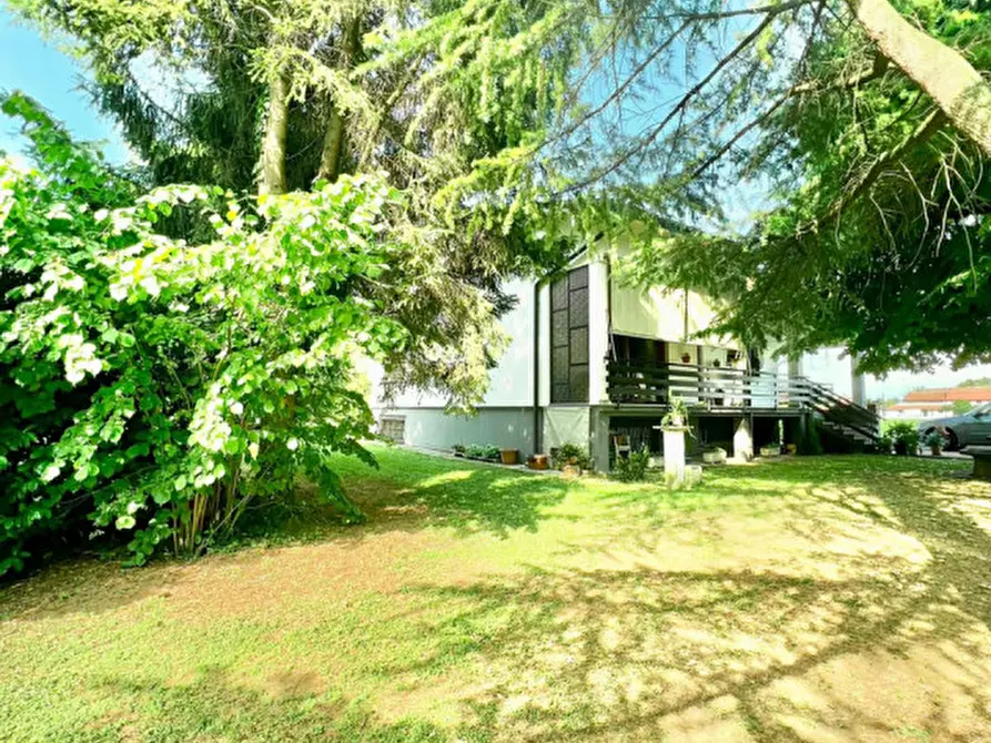 Immagine 1 di Casa indipendente in vendita  in Via Ugo Foscolo a Spilimbergo