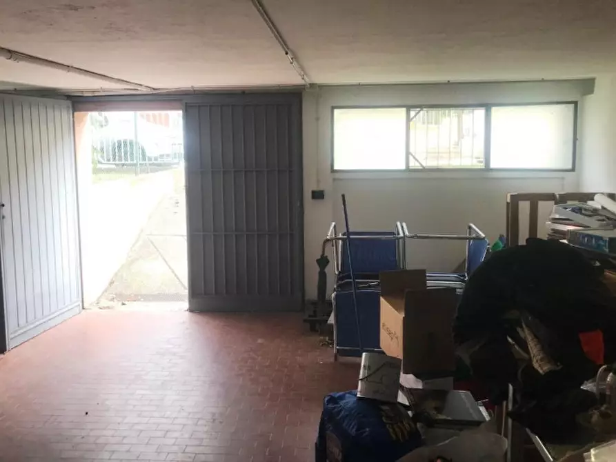 Immagine 3 di Magazzino in vendita  in via graf a Padova