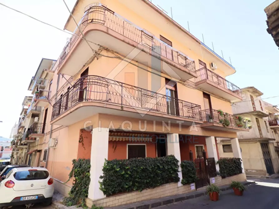 Immagine 1 di Appartamento in vendita  in via degli orti n.79 a Palagonia