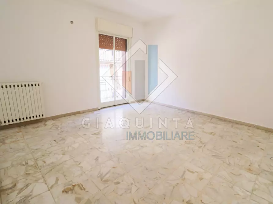 Immagine 3 di Appartamento in vendita  in via degli orti n.79 a Palagonia