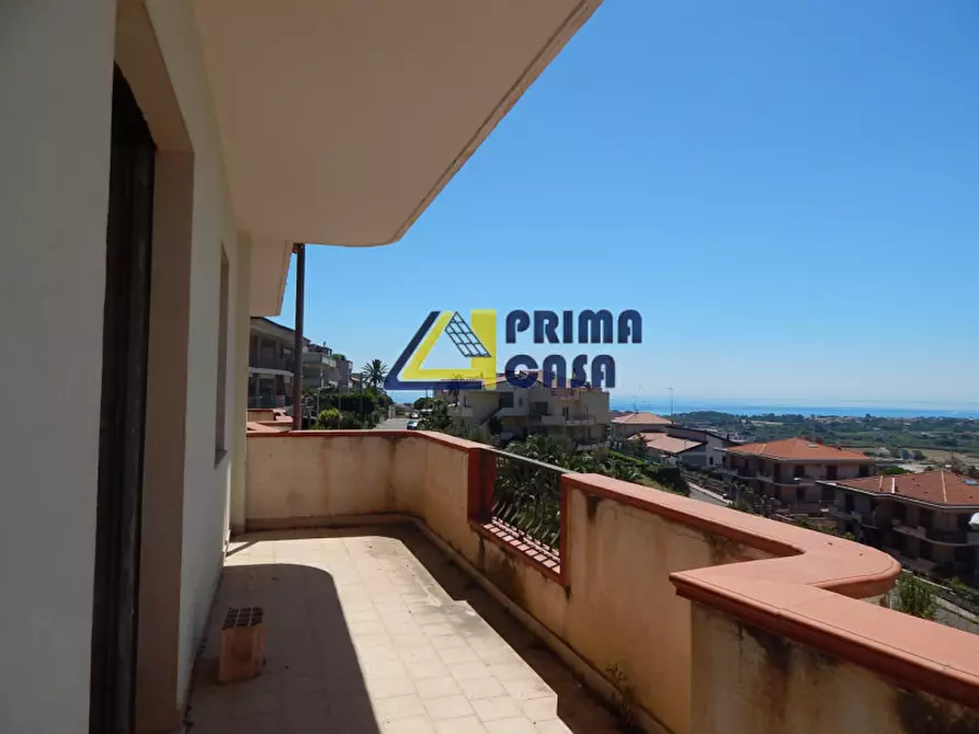 Immagine 6 di Villetta a schiera in vendita  in viale tommaso campanella a Satriano