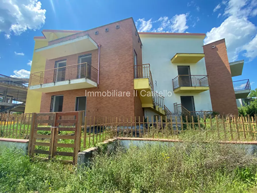 Immagine 1 di Appartamento in vendita  in Via G. Boccaccio a Castiglione Del Lago