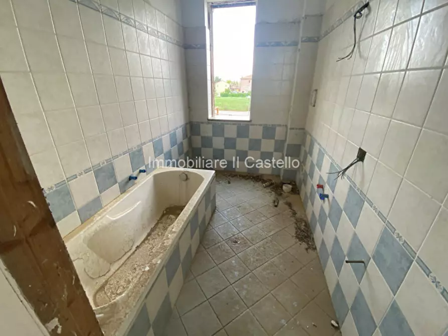 Immagine 4 di Appartamento in vendita  in Via G. Boccaccio a Castiglione Del Lago