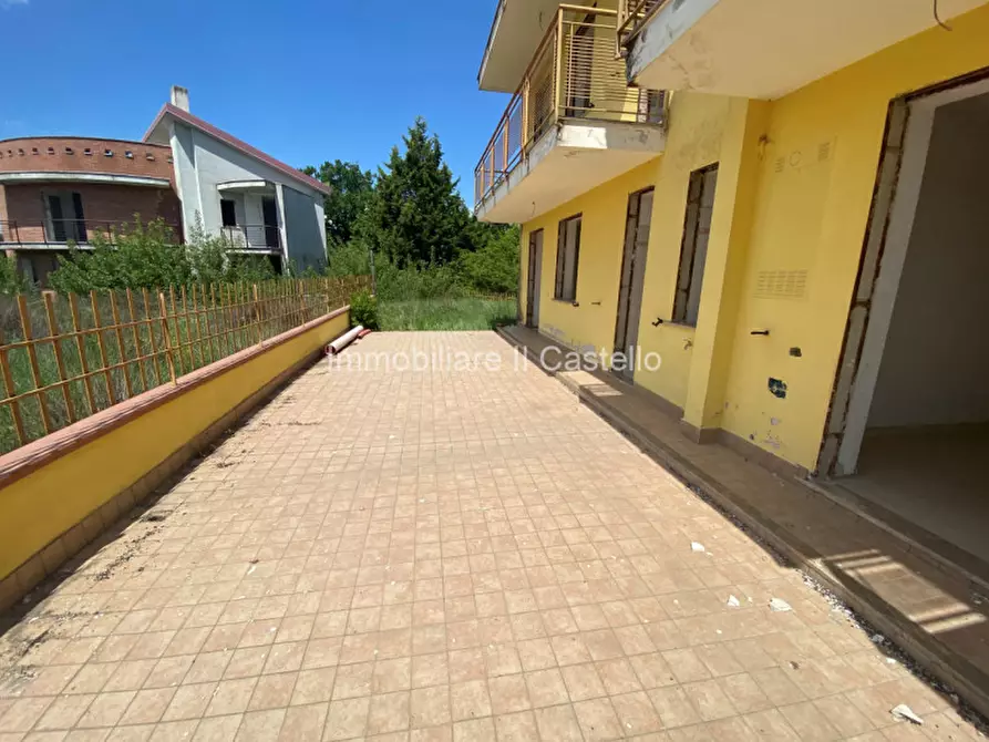 Immagine 14 di Appartamento in vendita  in Via G. Boccaccio a Castiglione Del Lago