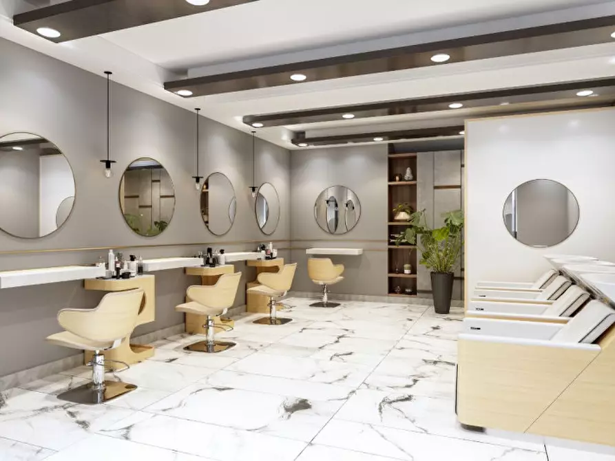 Immagine 2 di Attività commerciale in vendita  in VIA VOLTA a Abano Terme