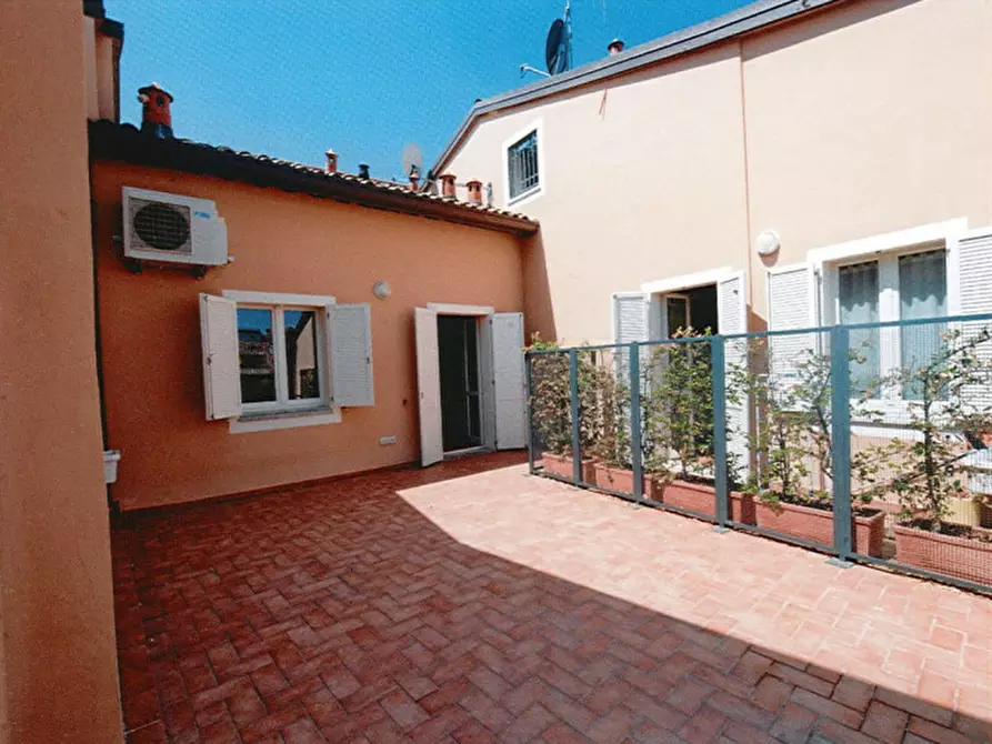 Immagine 10 di Attico in vendita  in piazza del popolo a Cesena