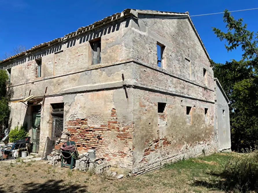 Immagine 8 di Rustico / casale in vendita  a Senigallia