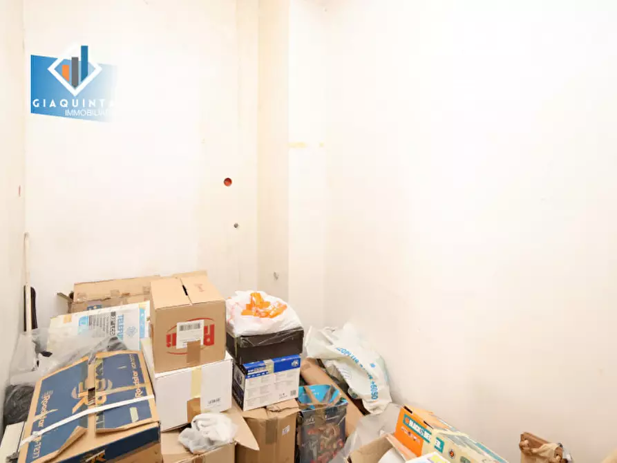 Immagine 12 di Appartamento in vendita  in via dei Giardini n.11 a Palagonia