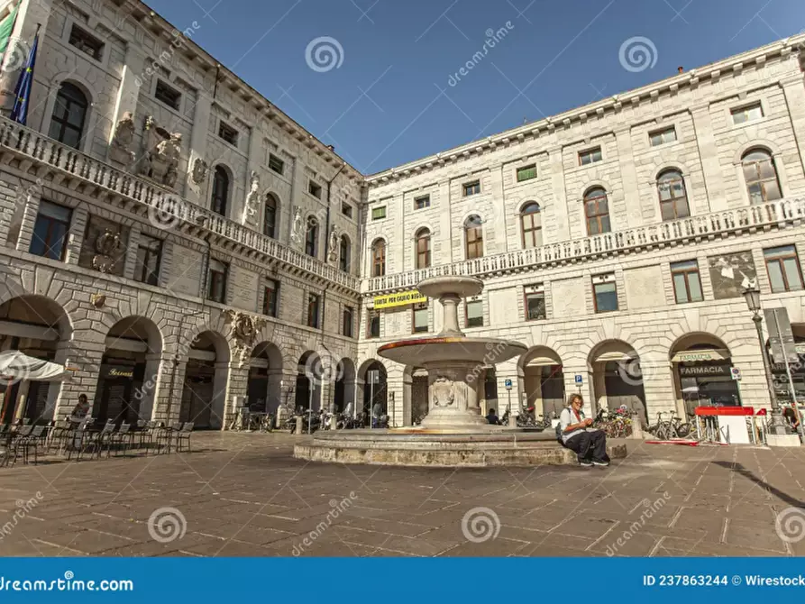 Immagine 2 di Appartamento in vendita  in Piazza Duomo a Padova