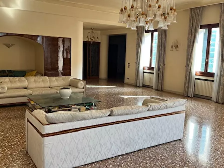 Immagine 4 di Appartamento in vendita  in Piazza Duomo a Padova