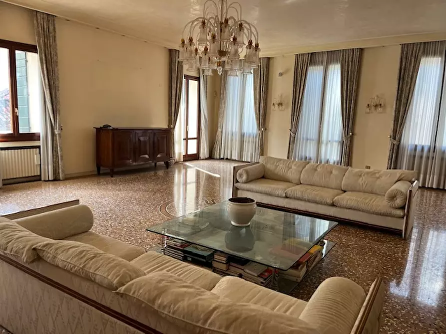 Immagine 6 di Appartamento in vendita  in Piazza Duomo a Padova