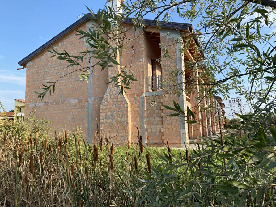 Immagine 2 di Casa bifamiliare in vendita  in via Crea a Spinea