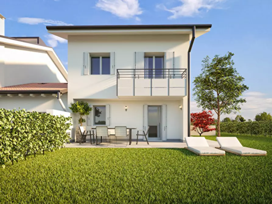 Immagine 2 di Casa bifamiliare in vendita  in Via Roma n.143 a Spinea