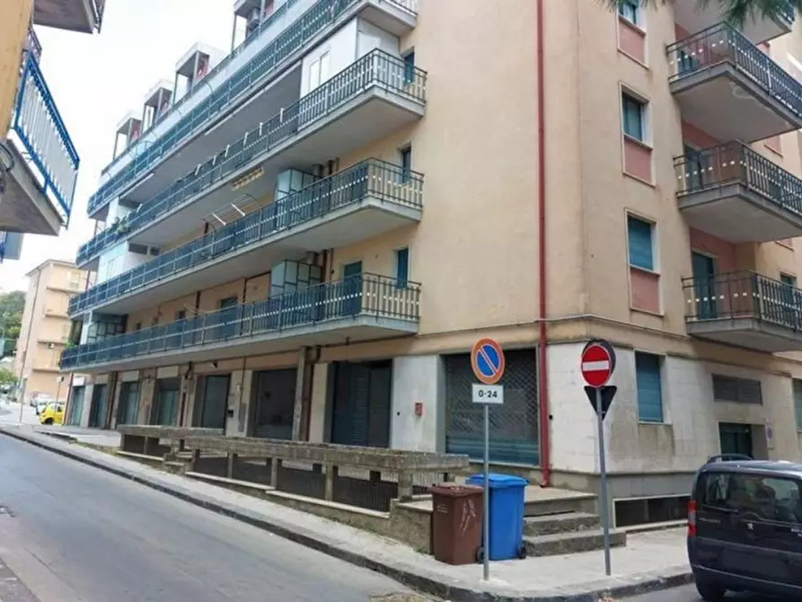 Immagine 10 di Cantina in vendita  in Via Regabulto, N. snc a Enna