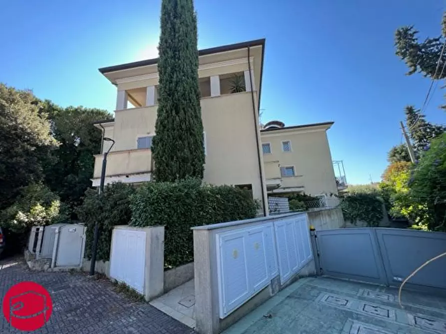 Immagine 1 di Appartamento in vendita  a Santarcangelo Di Romagna