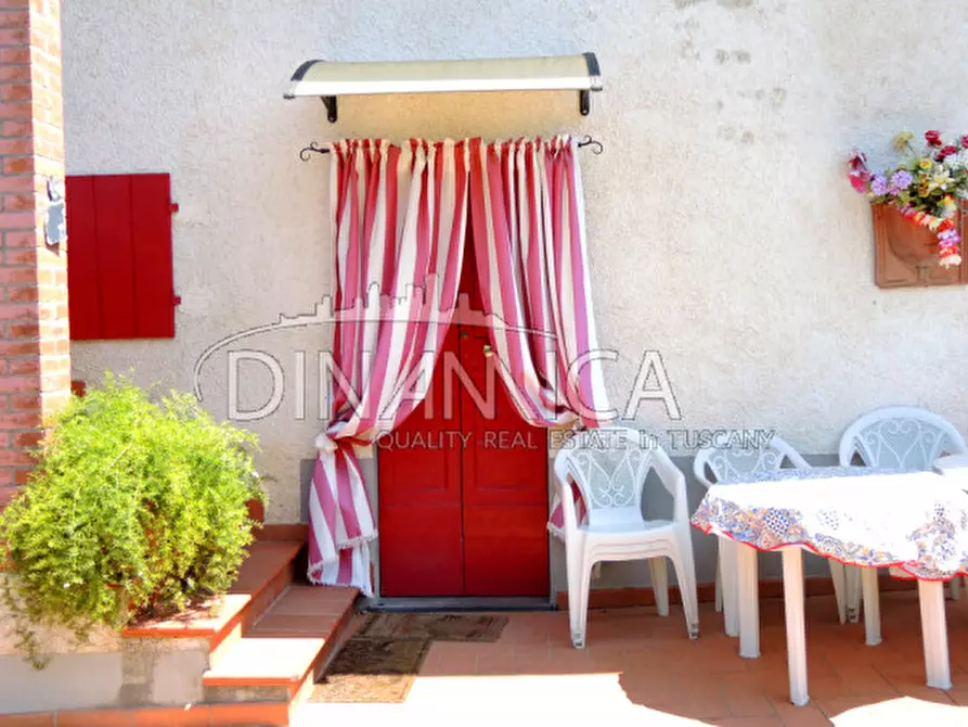 Immagine 1 di Rustico / casale in vendita  a Montopoli In Val D'arno