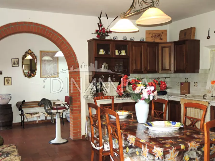 Immagine 12 di Rustico / casale in vendita  a Montopoli In Val D'arno