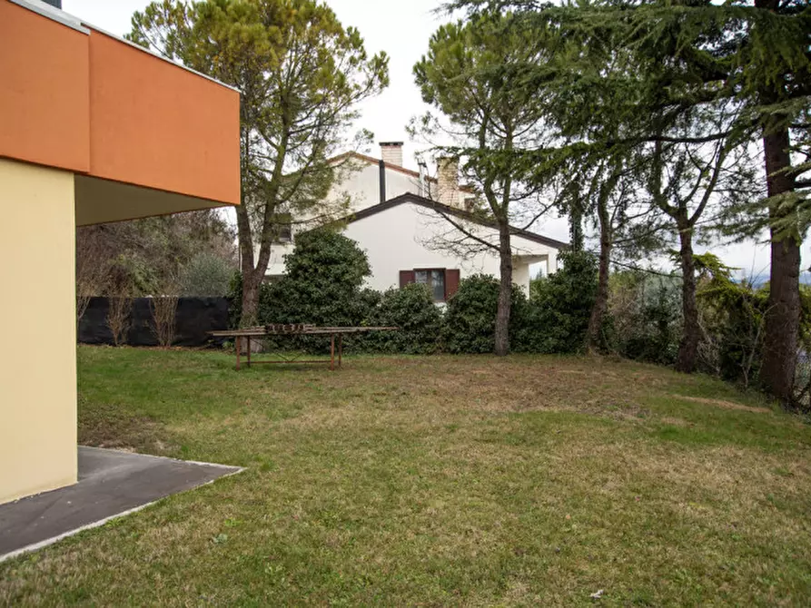 Immagine 6 di Casa bifamiliare in vendita  in via antonio della torre a Mezzane Di Sotto