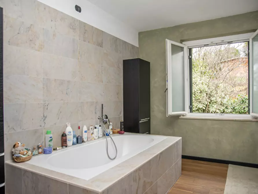 Immagine 61 di Casa bifamiliare in vendita  in via antonio della torre a Mezzane Di Sotto