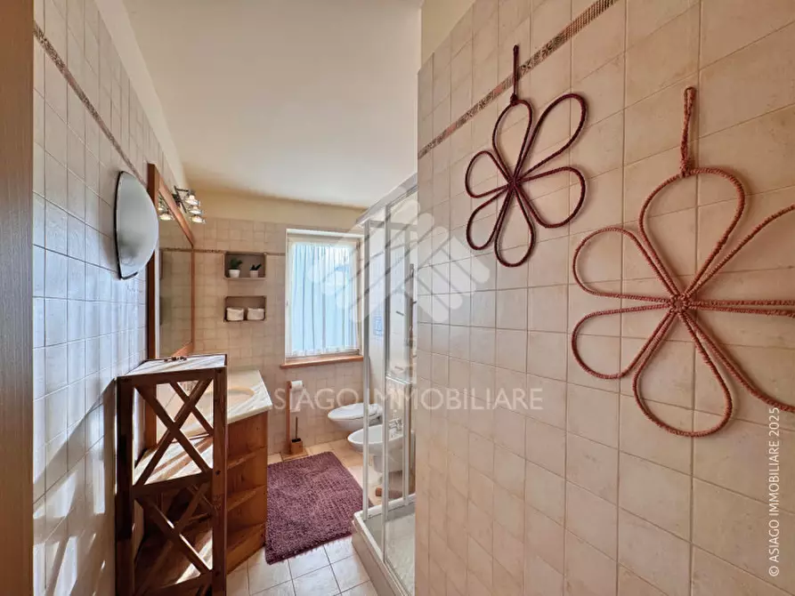 Immagine 24 di Appartamento in vendita  in Via Ekke a Roana