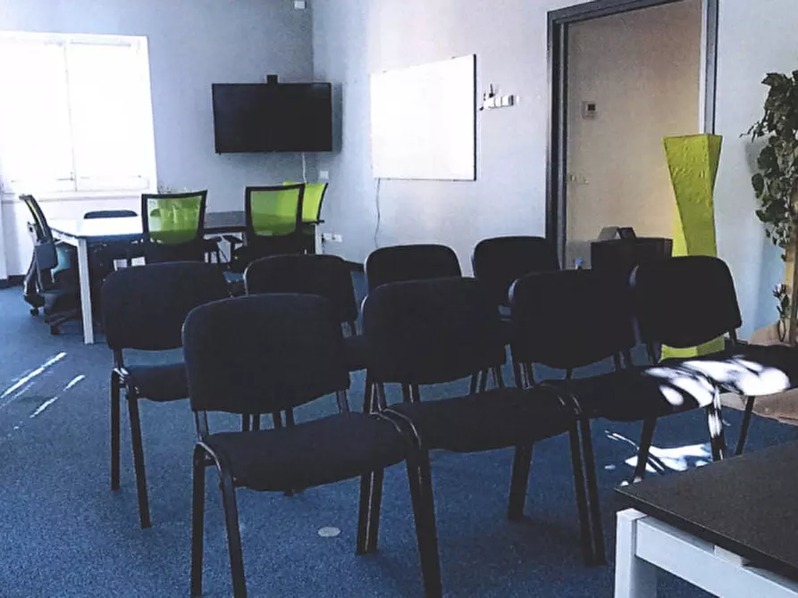 Immagine 12 di Ufficio in affitto  in Via dell'artigianato a Verona