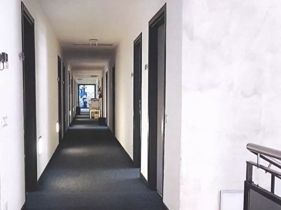 Immagine 13 di Ufficio in affitto  in Via dell'artigianato a Verona