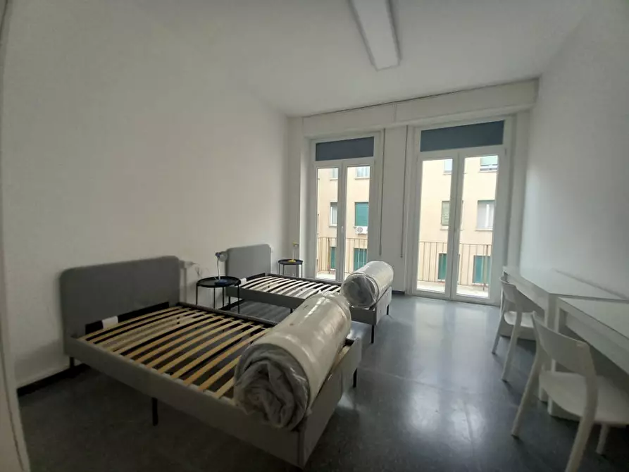 Immagine 5 di Camera in affitto  in VIA UGO BASSI a Bologna