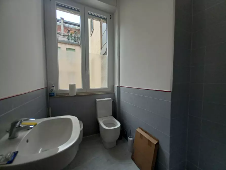 Immagine 13 di Camera in affitto  in VIA UGO BASSI a Bologna